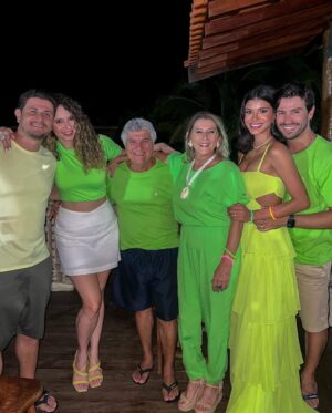 Jakelyne Oliveira Instagram - Feliz Natal ✨🎄 

Deus abençoe grandiosamente a vida de vcs! 

#merrychristmas #natal