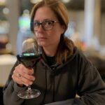 Jenna Fischer Instagram - Side pony gets wine with dinner.