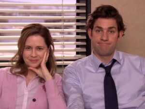 Jenna Fischer Instagram - "We took a walk." 

Today on Office Ladies we break down Season 7 PDA with guest Greg Daniels who directed this episode. I loved acting in this episode and a big thank you to @angelakinsey for finding the deleted scene of Jim and Pam drunkenly speaking to the bullpen about PDA. You can find all kinds of fun behind the scenes stuff over in the @officeladiespod stories and highlights! Link in bio to listen! 🎧