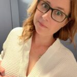 Jenna Fischer Instagram – Reminder to schedule your mammogram. Got mine done today. Gotta take care of those ticking time bags ladies.