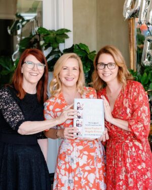 Jenna Fischer Instagram - Happy Best Friends Day!
 
These past two years @angelakinsey and I have taken our best friendship to a whole new level by becoming business partners. It has been one of the most creative, inspiring and fulfilling seasons of my work life so far. It has also deepened our friendship in ways for which I am forever grateful.
 
Thank you @laura.tremaine for throwing us a BFF party with some of our besties to celebrate our book hitting #1 on the New York Times Bestseller list. Laura is an amazing friend and host and she simply would not allow us to let this moment go uncelebrated.
 
Friends keep us going and keep us sane in life’s hardest times. And they are there to cheer our accomplishments. As a way to celebrate, today we are giving away SIGNED copies of The Office BFFS…head over to @deystreet to enter! Here’s to friendship!

📸: @lindseyboice
Makeup: @tamah_krinsky 
Hair: @christikaycagle