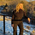 Jennie Garth Instagram - Remember where you came from and you’ll never get lost💕 #fridayfeeling Jackson Hole, Wyoming