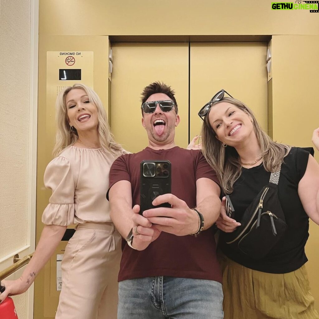 Jennie Garth Instagram - Florida shenanigans (Part 1) Palm Beach, Florida