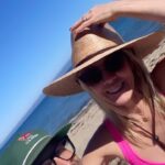 Jennie Garth Instagram - Beach day with the hub💗 @dirvla always has the right tunes for the occasion🎶❤️ (I’ll put a link in my stories for this one. It’s one of our favorite summer songs!) @futureislands PCH ( Pacific Coast Highway) ❤