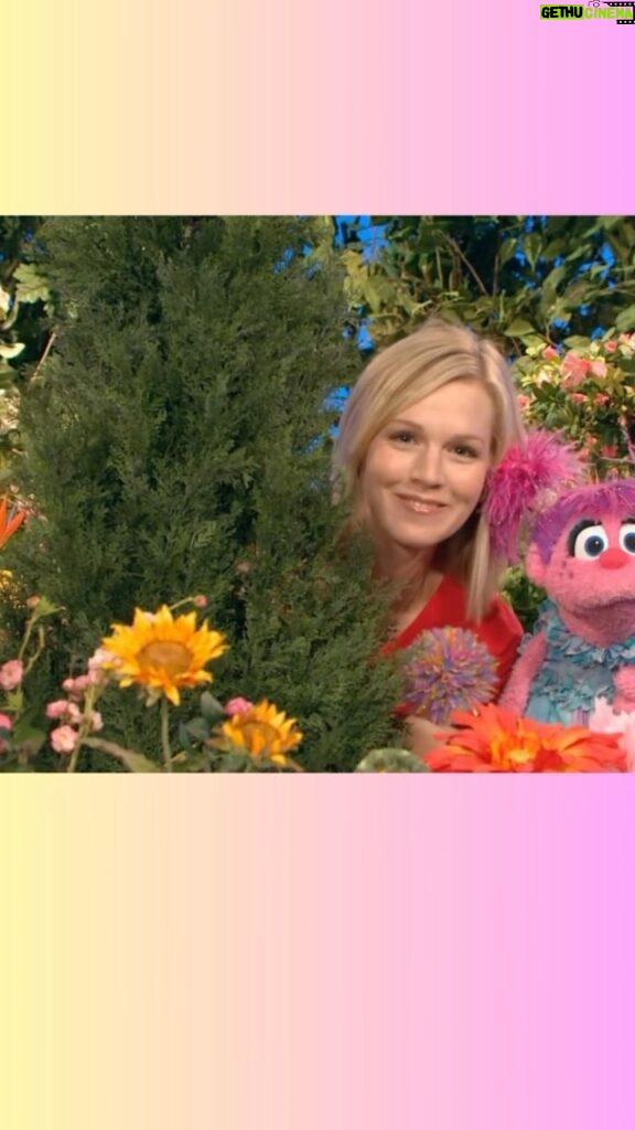 Jennie Garth Instagram - #tt to 2009 In the garden with Abby on Sesame Street. I remember filming this with all the great people there and my little girls watching from beside the camera. It was such a full circle, exciting moment for me. I grew up watching and learning so much from this show AND so did my kids! Did you? ✨ 🖤JG #garden #sesamestreet #abby #2009 Sesame Street™