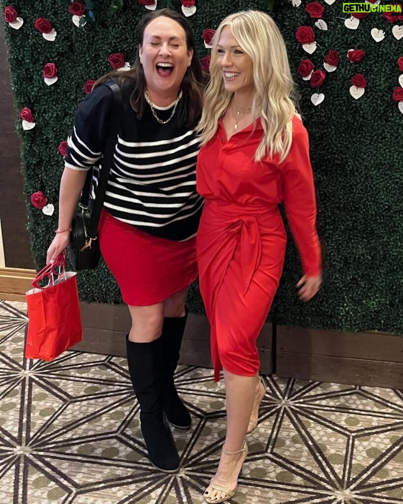 Jennie Garth Instagram - It wouldn’t be heart month without #red . Thank you to my #Austin crew for loving & laughing me up every single time! This is us at the American Heart Association Go Red For Women event in Austin, TX this weekend. I always love supporting one of my very favorite causes…educating and warning women about their heart risks and how to live healthier, heart disease free lives. ❤️❤️❤️ Heart disease is the #1 killer of American women! So please take your health seriously and remember to CHOOSE YOU when it comes to taking care of yourself!! Know your family’s heart health history, know your numbers; cholesterol, target blood pressure and BMI. Stay on top of your health mommies! 🖤JG #ichooseme #heart #hearthealth #americanheartassociation #goredforwomen #women #friends #love#heartmonth 📸 @tinoyoudidnt 💃🏼@aday @janeylopatypr 💄@ashleyfierromua Austin, Texas