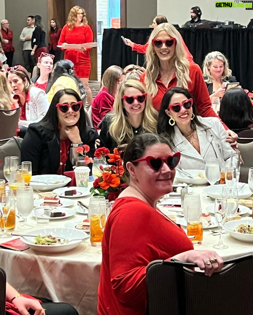 Jennie Garth Instagram - It wouldn’t be heart month without #red . Thank you to my #Austin crew for loving & laughing me up every single time! This is us at the American Heart Association Go Red For Women event in Austin, TX this weekend. I always love supporting one of my very favorite causes…educating and warning women about their heart risks and how to live healthier, heart disease free lives. ❤️❤️❤️ Heart disease is the #1 killer of American women! So please take your health seriously and remember to CHOOSE YOU when it comes to taking care of yourself!! Know your family’s heart health history, know your numbers; cholesterol, target blood pressure and BMI. Stay on top of your health mommies! 🖤JG #ichooseme #heart #hearthealth #americanheartassociation #goredforwomen #women #friends #love#heartmonth 📸 @tinoyoudidnt 💃🏼@aday @janeylopatypr 💄@ashleyfierromua Austin, Texas