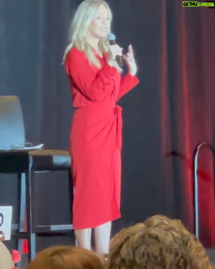 Jennie Garth Instagram - It wouldn’t be heart month without #red . Thank you to my #Austin crew for loving & laughing me up every single time! This is us at the American Heart Association Go Red For Women event in Austin, TX this weekend. I always love supporting one of my very favorite causes…educating and warning women about their heart risks and how to live healthier, heart disease free lives. ❤️❤️❤️ Heart disease is the #1 killer of American women! So please take your health seriously and remember to CHOOSE YOU when it comes to taking care of yourself!! Know your family’s heart health history, know your numbers; cholesterol, target blood pressure and BMI. Stay on top of your health mommies! 🖤JG #ichooseme #heart #hearthealth #americanheartassociation #goredforwomen #women #friends #love#heartmonth 📸 @tinoyoudidnt 💃🏼@aday @janeylopatypr 💄@ashleyfierromua Austin, Texas