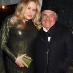 Jennifer Coolidge Instagram - Last night with the real boss. @paramountpics #LikeABoss @likeabossmov