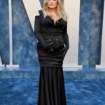 Jennifer Coolidge Instagram - Thank you for the fab party @VanityFair !!! You went above and beyond…. A bunch of expert party planning people involved that was very clear - Just when you thought you couldn't wear your excruciating heels for one more sec.... A girl (yeah they're like way more substantial) and boy came over to me and asked me if I'd like to wear some comfortable shoes home --I said “YESSSS! Are you serious!?” So they handed me a pair of black "Rothy's"..... They made sure to tell me that they were made from 100% recycled materials (mostly plastic bottles) Oh my god what a brilliant idea and it changed my night in an instant...and it turned my night into a dream!!!🙏❤️🙏❤️💋💋XOX Hollywood, California