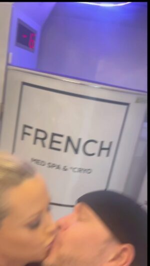Jenny McCarthy-Wahlberg Instagram - That HOT guy is back. So glad I took this job @french.medspa.stcharles 😂🔥#medspa #stcharlesil #naperville 
@donniewahlberg 
@frenchmedspa.uptownnaperville
@frenchmedspa.downtownnapes