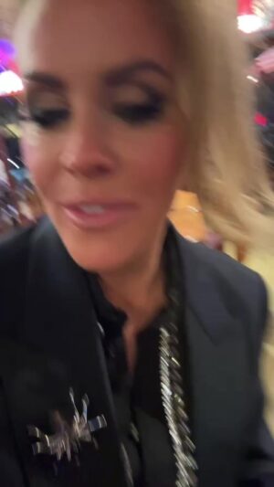 Jenny McCarthy-Wahlberg Instagram - Drunk New Year in The Bay with Mr Wahlberg! @donniewahlberg