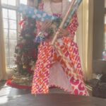 Jenny McCarthy-Wahlberg Instagram - I got skills! My gift-wrapping necessity - Peppermint Mocha Signature Latte from @dunkin Falalalalatte!☕️🎁 #ad #Chicago #Dunkin