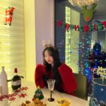Jeon So-yeon Instagram - 12월❤️