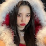 Jeon So-yeon Instagram - 메리크리스마스🤶남은시간까지 마음 따듯한 휴일 보내길 🙏