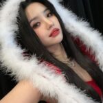 Jeon So-yeon Instagram - 메리크리스마스🤶남은시간까지 마음 따듯한 휴일 보내길 🙏
