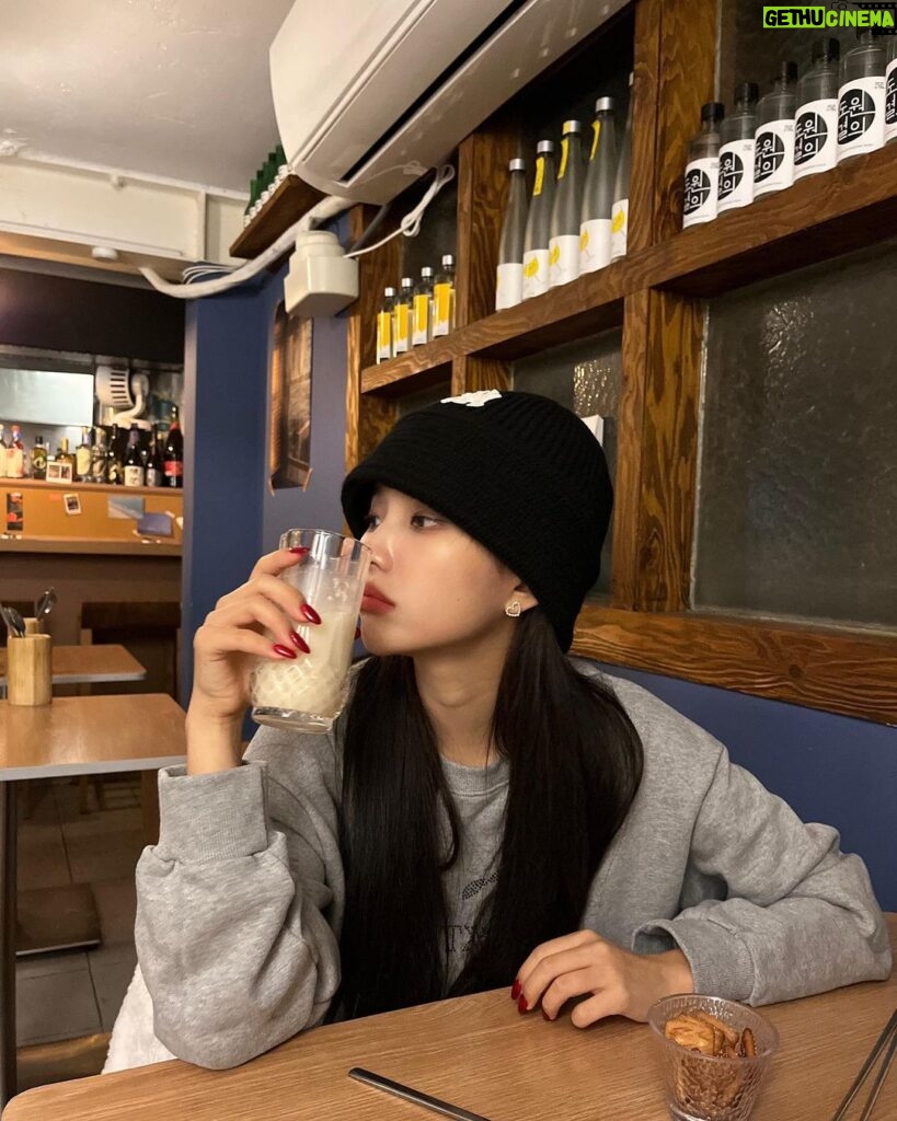 Jeon So-yeon Instagram - 😁