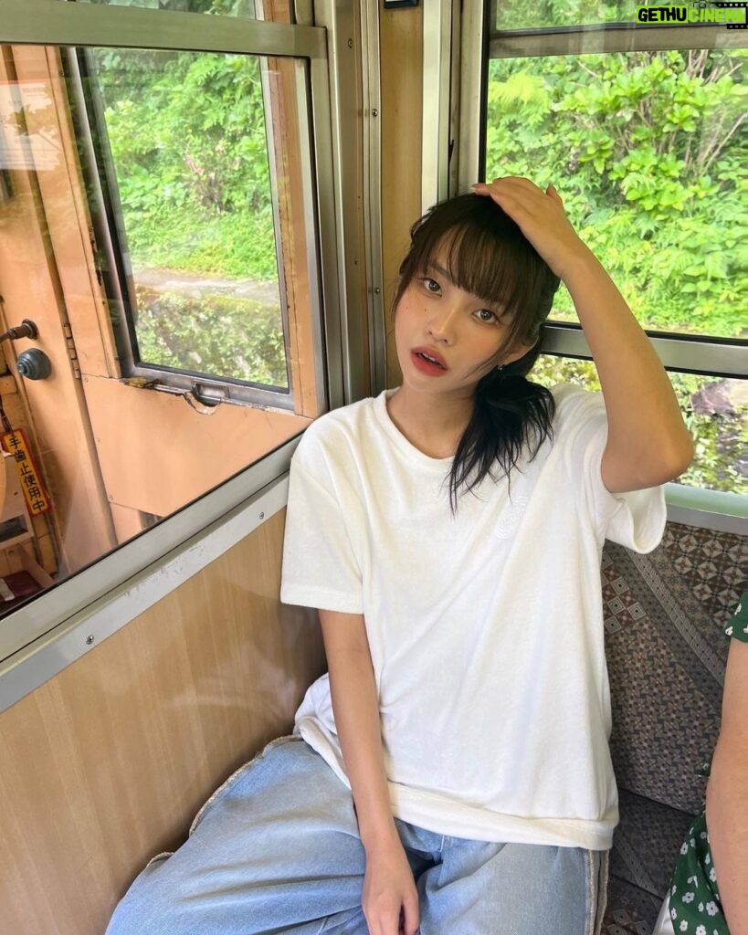 Jeon So-yeon Instagram - 🚃 Japan