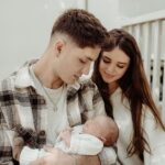 Jess Conte Instagram - soaking in these newborn days, they’re already going so quick 🥹