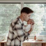 Jess Conte Instagram - out of all the things you’re good at, being makaiah’s dad is my favourite 🥹 love you @gabrielconte 🩷