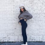 Jess Conte Instagram - we’re officially halfway!! 👶🏼💛