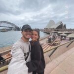 Jess Conte Instagram - i’lllllll be home for christmas 🥲💛🎄🇦🇺 Sydney, Australia