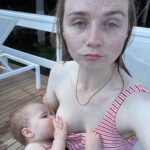 Jessica Barden Instagram - 2022. The year we packed up the circus and went. So many friends and so much family. I breastfed everywhere and anywhere. No sleep. A year full of so much love found in moments of absolute chaos.