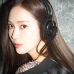Jessica Jung Instagram - 🎧🎼🎶🖤 - What’s on your playlist?