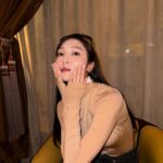 Jessica Jung Instagram - Slow down, take time 🕰️⏳🧸🍪☕️