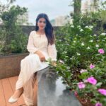 Jigyasa Singh Instagram - सादगी 🕊️ Wearing @labelishnya ♥️