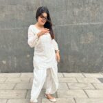 Jigyasa Singh Instagram - सादगी 🕊️ Wearing @labelishnya ♥️