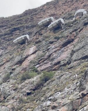 José Miguel Viñuela Instagram - Star Lodge… Se atreverían a pasar una noche durmiendo colgado en una cápsula q está anclada a un cerro?
Cuéntenme si están dispuestos a vivir una aventura llena de amor junto a esa persona q es la q te llena el corazón contemplando las estrellas como nunca? Los leo
#viajes #turismoaventura #destinos
@masaitravel