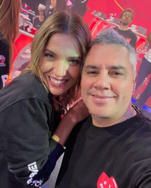 José Miguel Viñuela Instagram - Primera noche… Vamos q se puede!!!
#teletonnoshacebienatodos #todoslosdías #45años