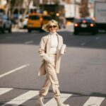 Julianne Hough Instagram - New York minute 🕐 New York City