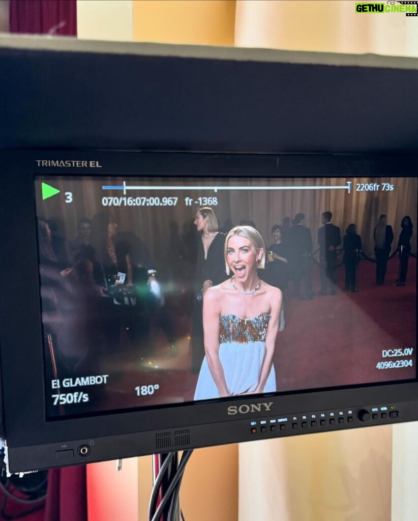 Julianne Hough Instagram - And that’s a wrap on Oscar’s 2024! Thank you @abcnetwork & @theacademy for having me as your pre show host with my fave mama-to-be @vanessahudgens 🤍 Congratulations to all the nominees and winners! #oscars Los Angeles, California