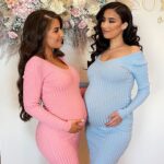 Kamila Tir-Abdelali Instagram - Sisters @marjana_tir ✨ Être enceinte en même temps que ma sœur 🤰🏻 Nos bébés grandiront ensemble Inchallah. Cousin et cousine 💙💕