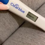 Kamila Tir-Abdelali Instagram - 2021, une merveilleuse année. La première année de mon fils, et apprendre que je suis à nouveau enceinte et que notre deuxième bébé arrivera pour 2022 Inchallah. Les plus belles années de ma vie. Merci mon Dieu. Et merci à vous de nous accompagner tout au long de ces moments importants. Elle se clôture en beauté. Ma famille et moi vous aimons fort 🤍