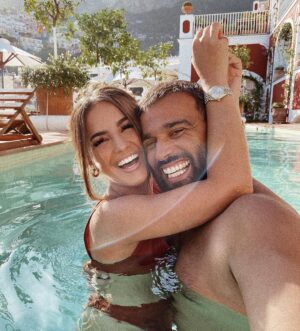 Kamila Tir-Abdelali Instagram - 12 years of love 🖇

144 months 
626 weeks 
4383 days 
105207 hours 
6312451 minutes 
378747108 secondes 

I love you my precious man @noreofficiel 🤍