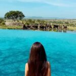Kamila Tir-Abdelali Instagram - Africa ✨ Our first safari 🐘🐆🦓🦒 @fsserengeti Four Seasons Safari Lodge Serengeti, Tanzania