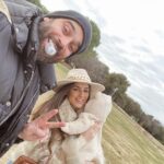 Kamila Tir-Abdelali Instagram - Première balade en famille aujourd’hui, j’étais aux anges ! Bon même si notre petit Keny a dormi tout le long c’était trop bien de prendre l’air avec lui, je me suis régalée !! La première photo c’est le mood de ma journée 🤍