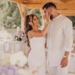 Kamila Tir-Abdelali Instagram - Full of love 🤍 Je suis devenue très émotive lol c’est THE symptôme de la grossesse je crois ! Chateau de Roquefeuille