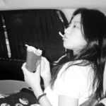 Kang Min-ah Instagram - 🍔🍟