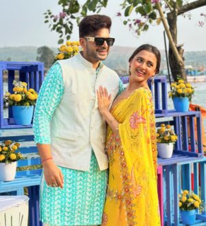 Karan Kundrra Instagram - Khushiyaan da chadeya ajj vellaa vey..! @tejasswiprakash @sharyumahale @kyle.dempsey3 ❤️❤️

Tejasswi: 
Styled by @akankshakawediastyle 
Outfit @forampatel_official 
Jewellery @aquamarine_jewellery