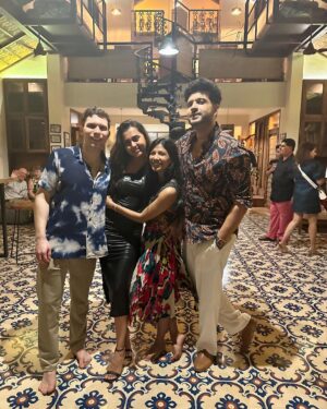 Karan Kundrra Instagram - to ‘24 with my 24x7 ♥️