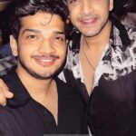 Karan Kundrra Instagram - ek voice note jo mere birthday pe bheja tha munna ne.. taaki aap samajh sako ki kaisa insaan hai woh aur rishta kya hai humaara.. aapka haq hai usse judge karne ka.. par uski galti ko apni strategy bana kar usse baar baar girraane ka agenda rakhne ka unka haq nahi tha.. baaki faisla aapka hai..!