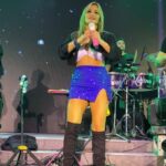 Karina 'La Princesita' Instagram - Algo del finde en Bs As. Seguimos girando. Por lo pronto, nos vemos este martes y miércoles con los acústicos en La Trastienda. Las entradas están agotadas. Solo queda disfrutar del show. Nos vemos!!!! Y GRACIAAAAAS No se olviden que el finde seguimos por Buenos Aires! @enchulamecon Ph de portada de @complejoaeropuerto @besameromeo.joyeria siempre me acompaña con sus accesorios. Tengo unos aros llamados KARINA en honor a mi. Gracias Marce y a toda la familia. ❤️❤️❤️