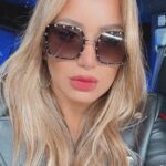 Karina ‘La Princesita’ Instagram – Algo del back #turreosession18 🙌🏼 😎