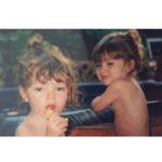 Katie Douglas Instagram - :) I wrote you a song called “20 years and only 4 scars on your face”. Or just “sister”. Idk yet. See ya when I see ya