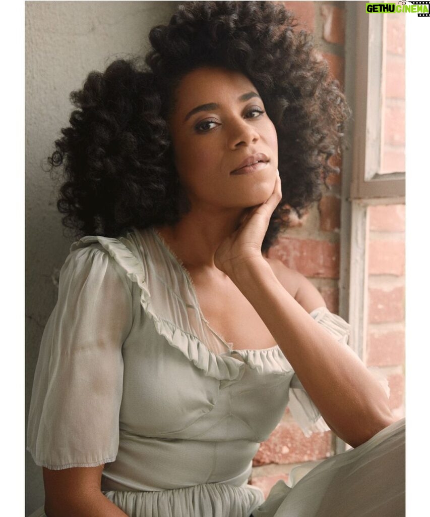 Kelly McCreary Instagram - New interview alert 🚨! Thank you @capitolfilemag and LA Confidential mag for the chat. Check my story for link. LOVED this shoot with @GrayHamner: hair by @marjthestylist (in our very first project together ❤️❤️❤️) , makeup by @kerrieurban, styled by Rene Peterson and Sydney Lewis.