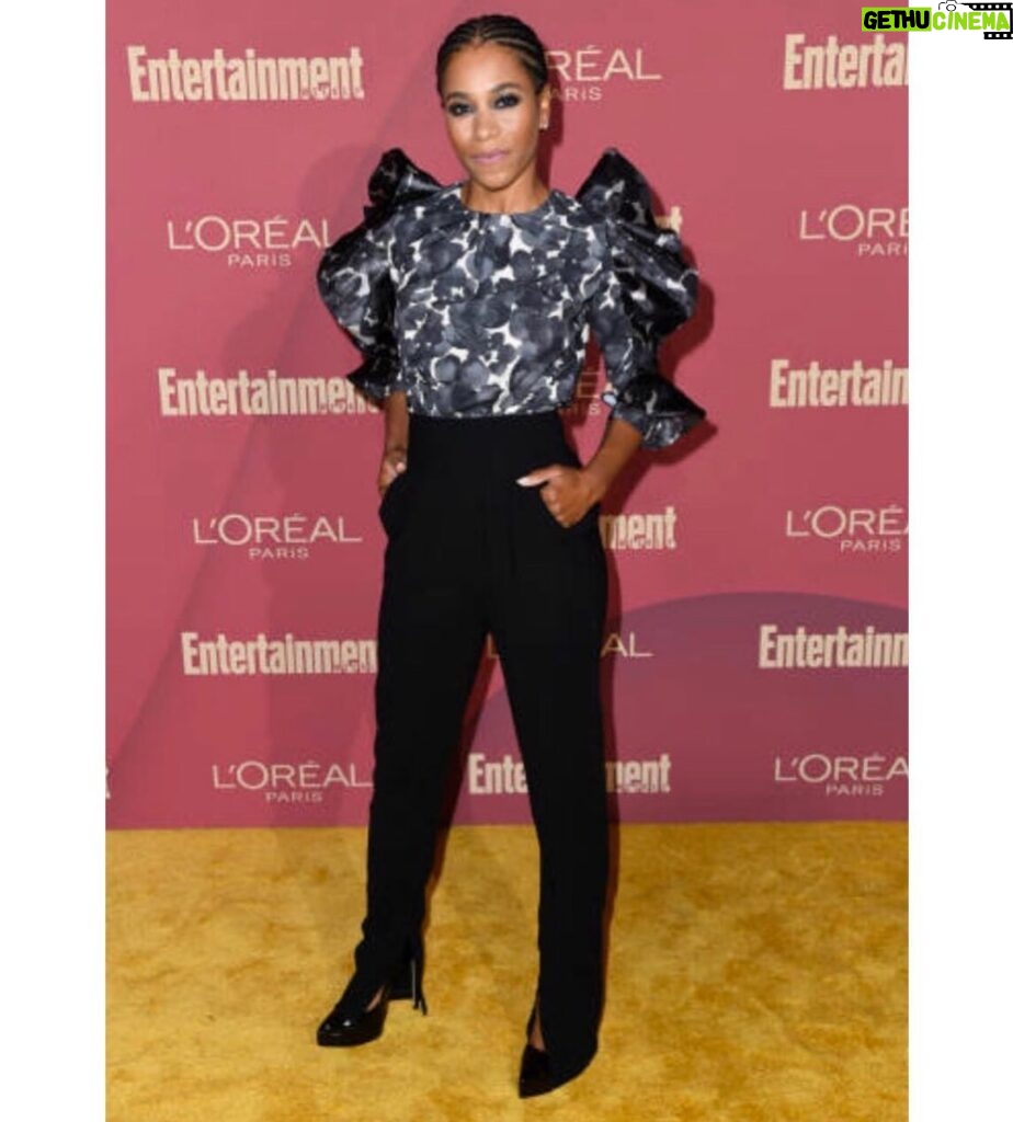 Kelly McCreary Instagram - NOW SERVING... @entertainmentweekly Emmy celebration CHIC LEWKS by @marjthestylist @autumnmoultriebeauty and @lisaandtylerj!!! Top- @elisabettafranchi Pants- @francescopaolosalerno Shoes- @aldo_shoes THANKS FOR A 🔥 time, EW!! And congrats to all the Emmy nominees!! You make me proud to share the craft with you all!